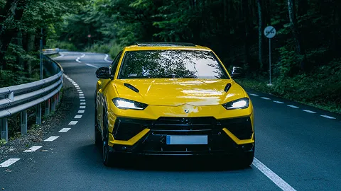 Yellow Lamborghini Urus 1